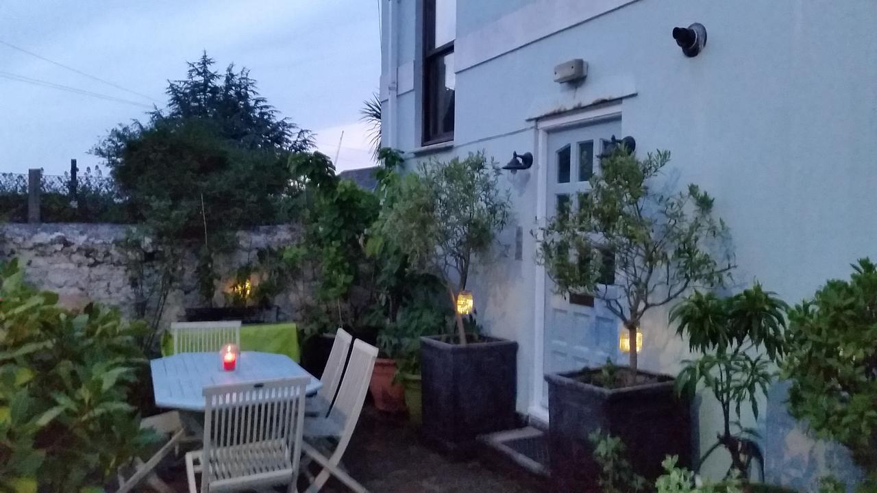 Villa The Coach House à Plymouth Extérieur photo